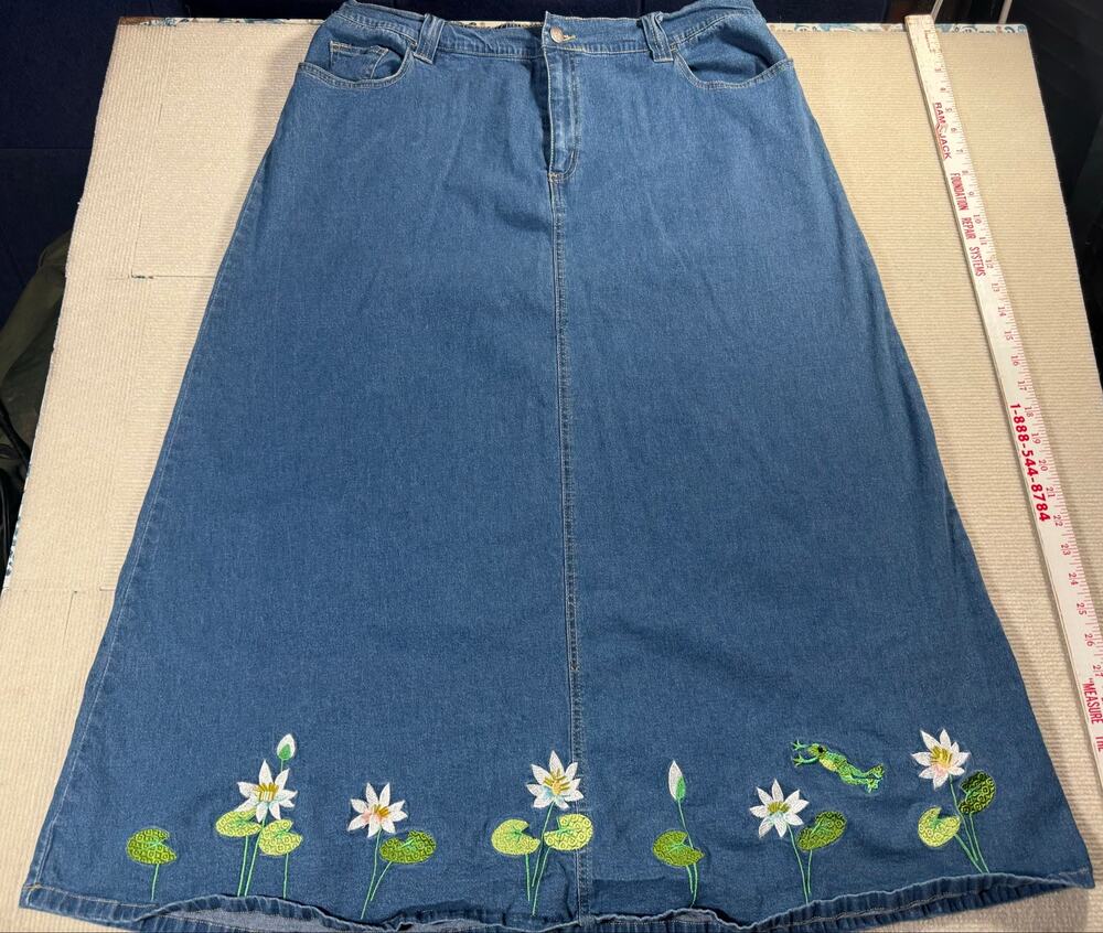 Quacker Factory Women's XL Denim Maxi Skirt Embroidered Embellished Beaded Frog